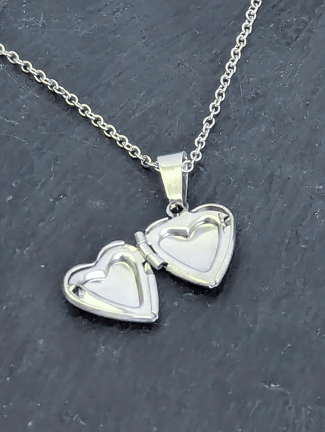 Stainless Steel Necklace With Heart Locket Pendant 